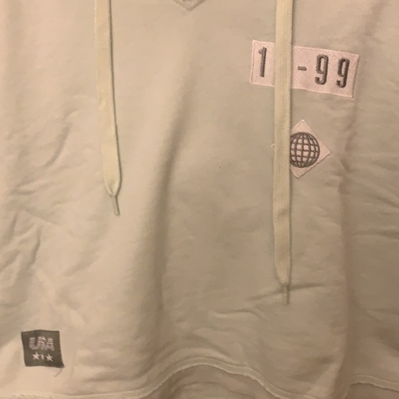 Forever 21 Women’s Workout Top - Picture 3 of 3